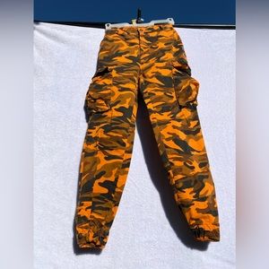 Celebrity Fashion Hera Collection Women S Cargo Pants Orange Camo Camouflage